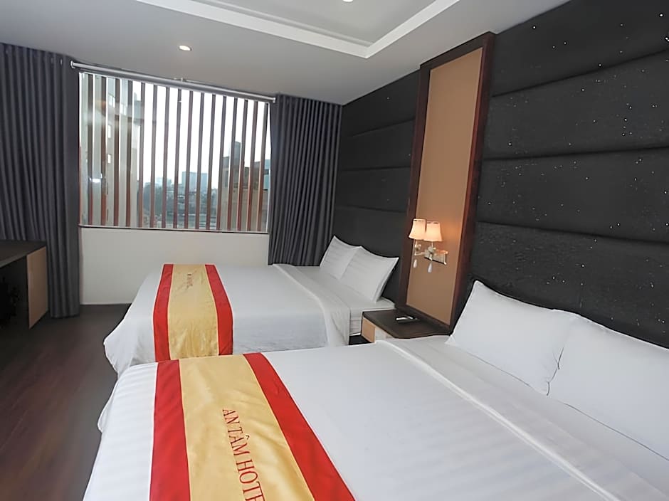 MAY'S HOTEL-BEN THANH MARKET