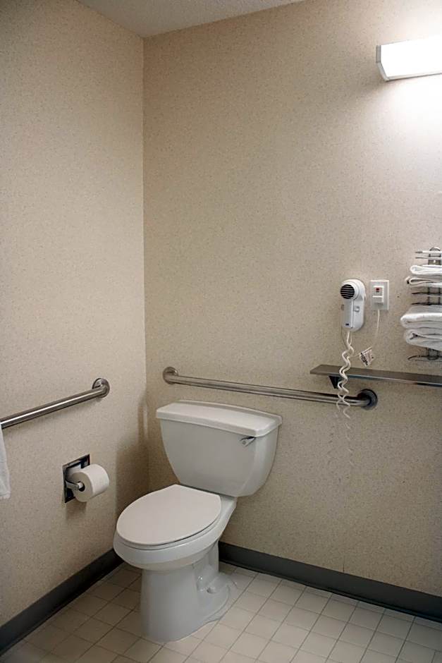 Baymont by Wyndham Howell/Brighton