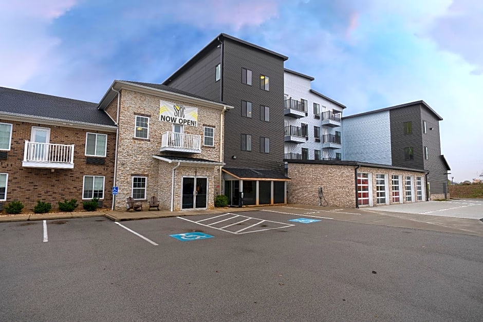Photo 1 of 50 of The Hotel Sync