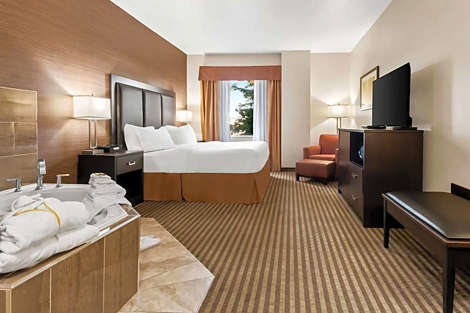 Best Western Plus Fergus Hotel