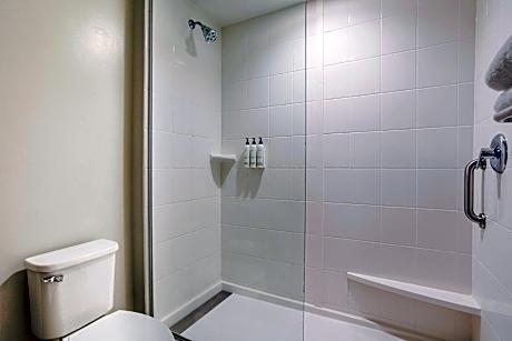 1 Bedroom Suite, 2 Queen, Sofa Bed, Balcony