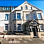 OYO Tudor Lodge - Redcar Beach