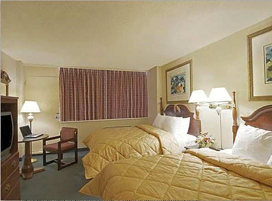 Econo Lodge Smiths Falls