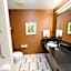 Fairfield Inn & Suites by Marriott Russellville