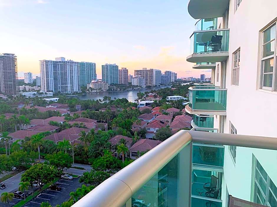 Beach Apartment at Condo-hotel
