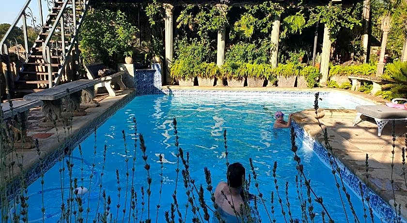 Belvedere on River Guest House