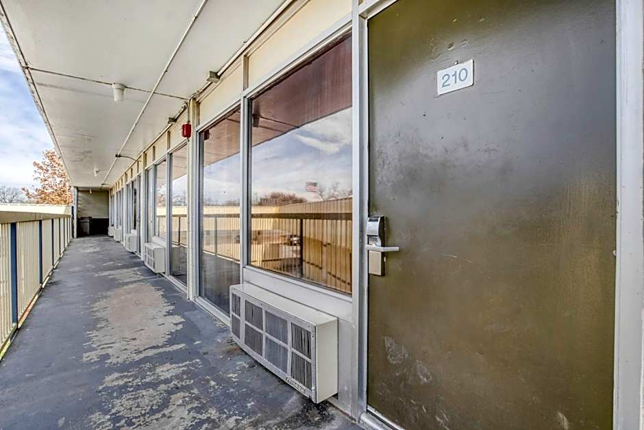 OYO Hotel Brownwood Hwy 67