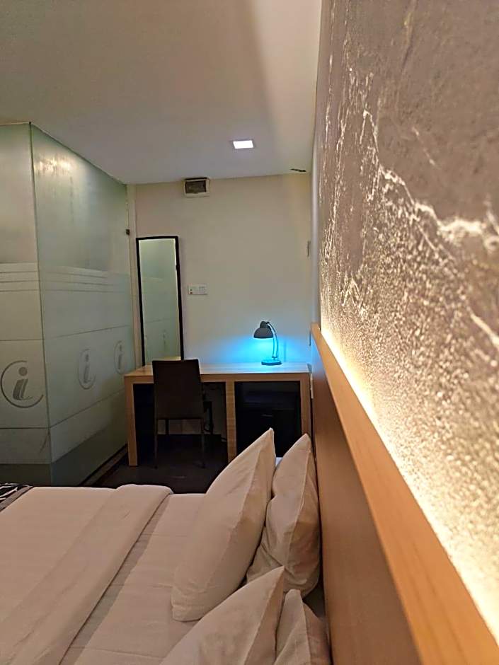 I Garden Hotel