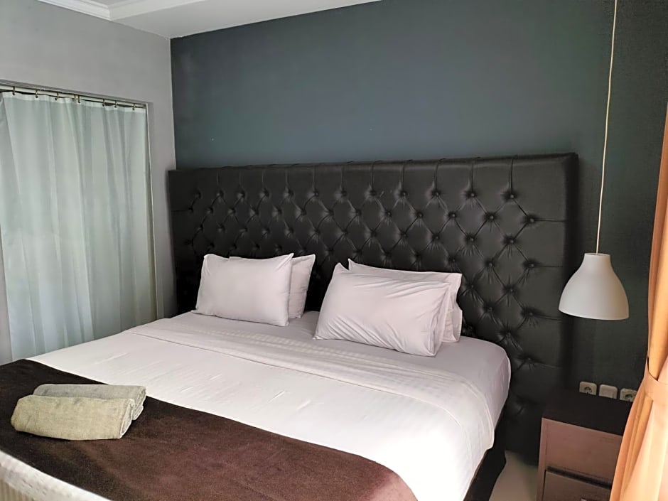 Rizen Premiere Hotel