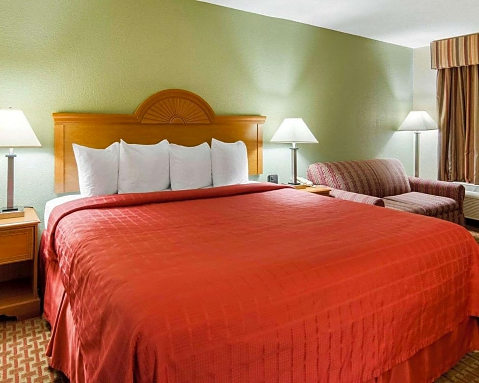 Quality Inn South Hill I-85