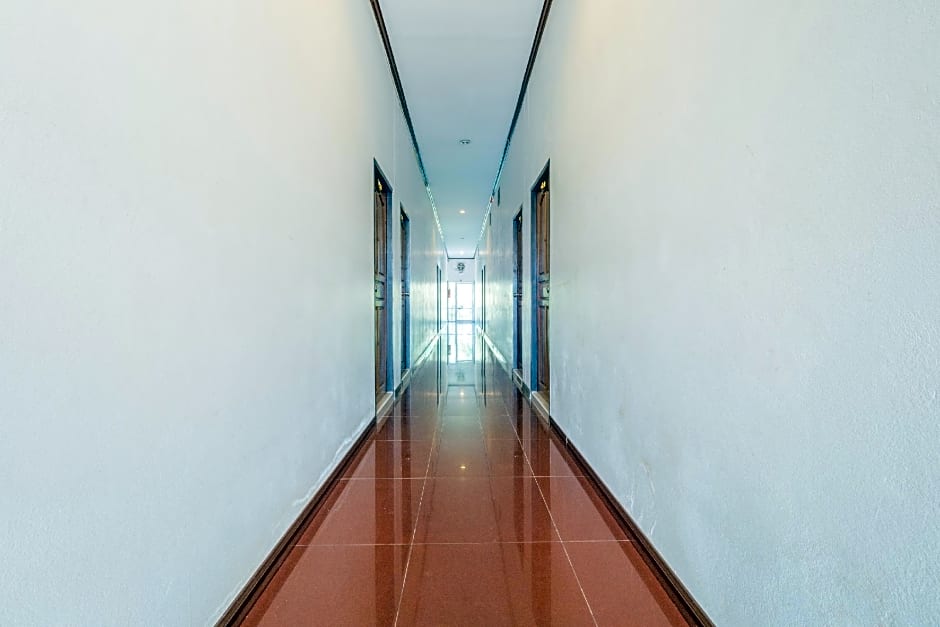 OYO 918 Kachapol Hotel