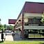 Passion Play Road Inn - Formerly Statue Road Inn