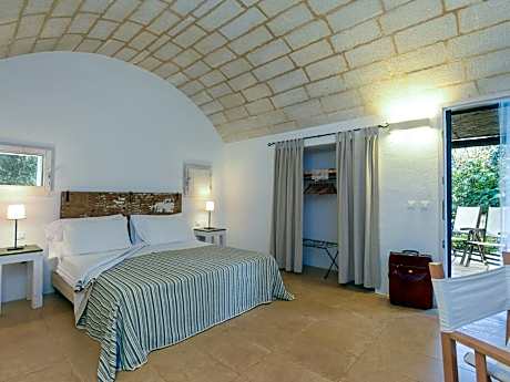 Large Double Room with Patio