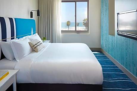 Oceanfront Premium King Room