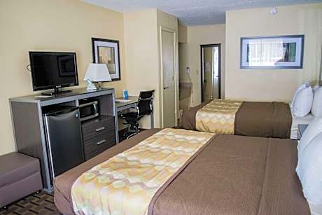 Queen Room with Two Queen Beds - Non-Smoking