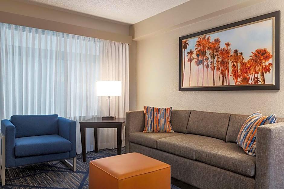 Embassy Suites By Hilton Hotel Miami - International Airport