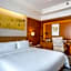 Fuyang International Trade Centre Hotel