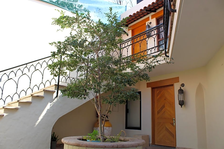 Hotel Lindo Ajijic Bed & Breakfast