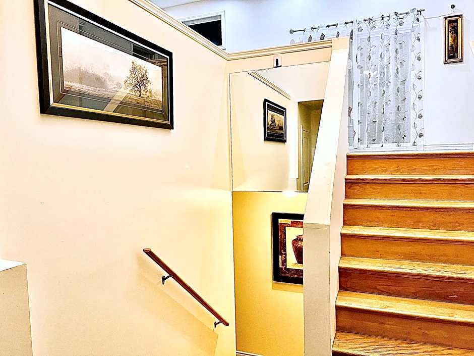 LaVida Exclusive Guest House, Free Parking (Rm#2)