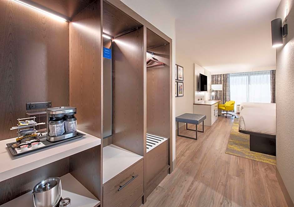 DoubleTree by Hilton Monroe Township Cranbury