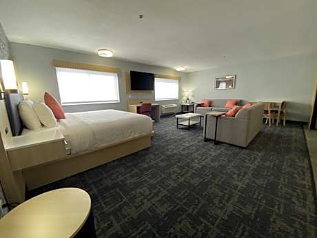 King Suite with Sofa Bed and Walk-In Shower - Non-Smoking