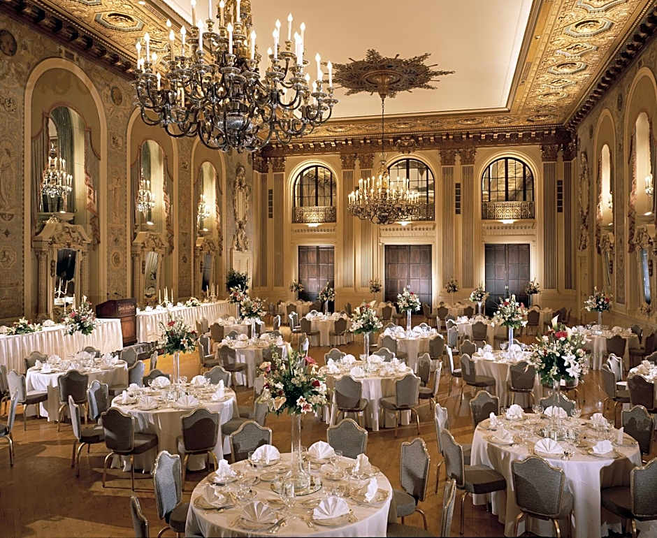 HOTEL DU PONT