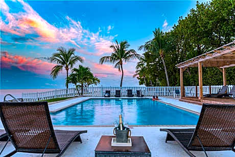 Seascape Resort & Marina