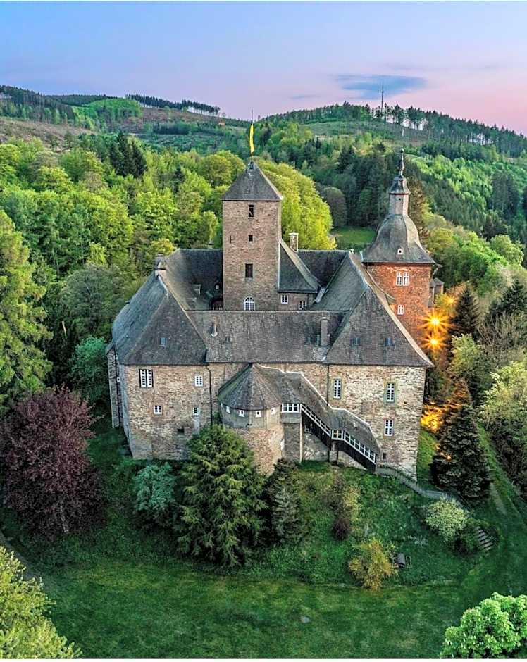 Hotel und Restaurant Burg Schnellenberg