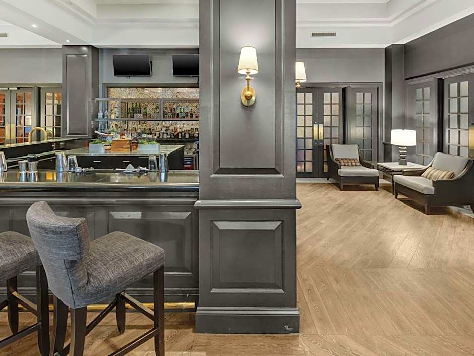 Hilton Harrisburg And Towers