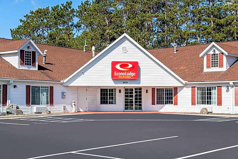 Econo Lodge Inn and Suites Eau Claire