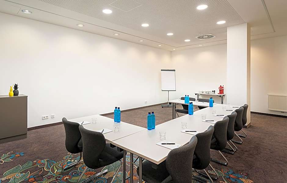 elaya hotel leipzig city center
