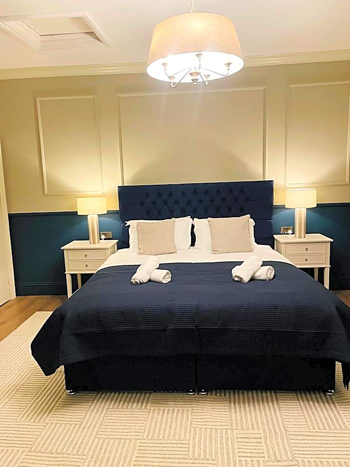 Eurobar Cafe and Hotel