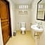 The Nalaya Hotel & Resto