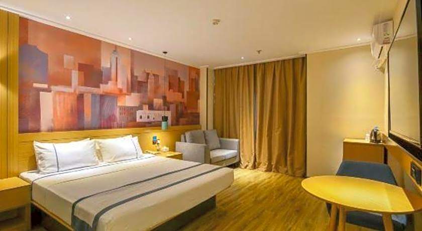 City Comfort Inn Wuhan Caidian Square