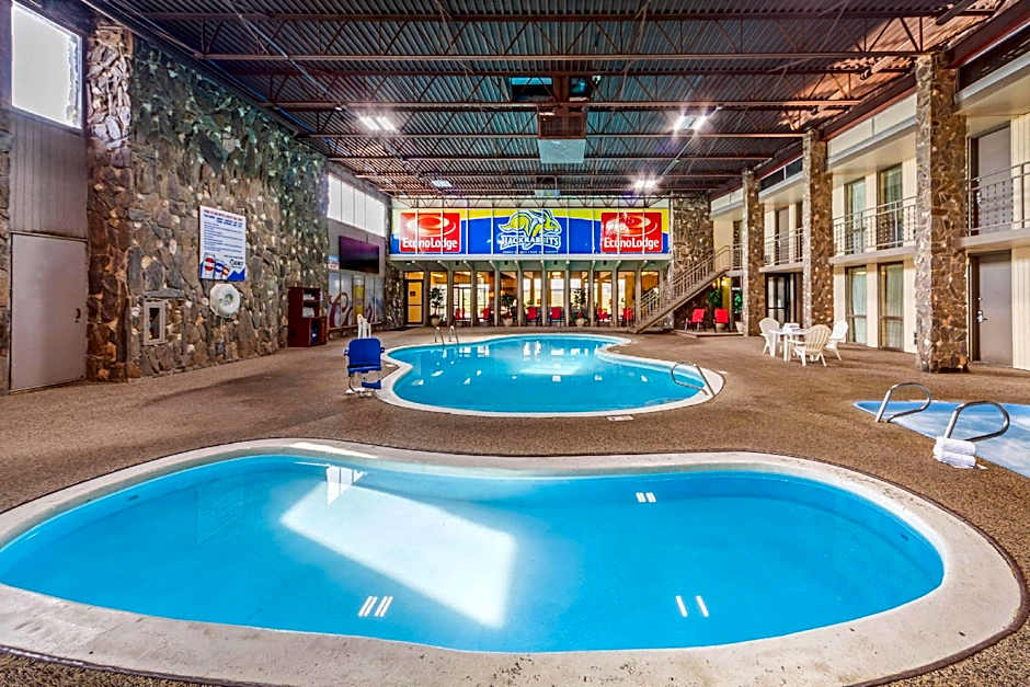 Econo Lodge Inn & Suites Brookings