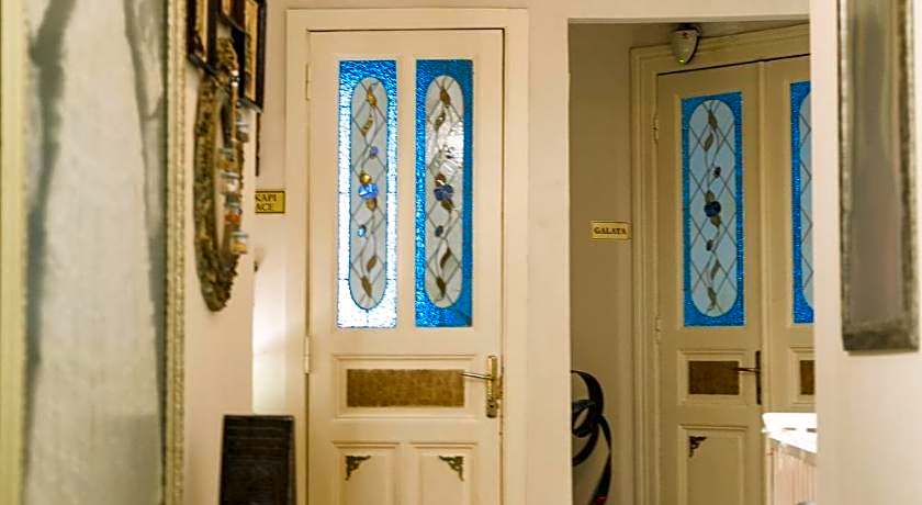 Ragip Pasha Apartment