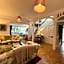 Coombe Lodge Farm House
