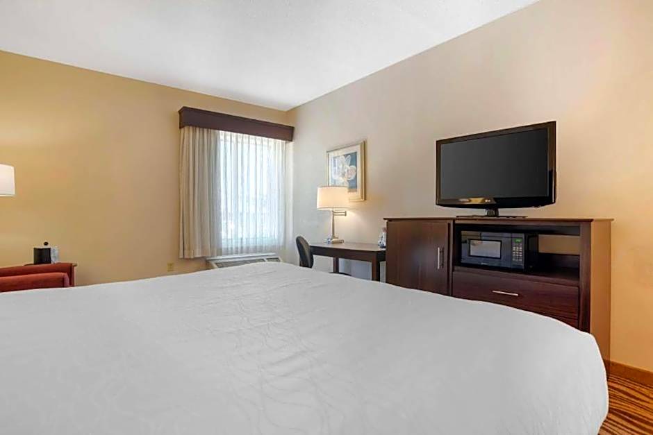 Best Western Plus Oak Mountain Inn