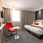 Holiday Inn Express Paris - Velizy By IHG
