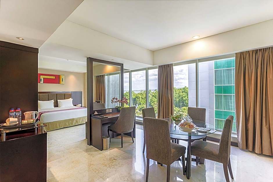 CLARO KENDARI (ex. Grand Clarion Hotel & Convention)