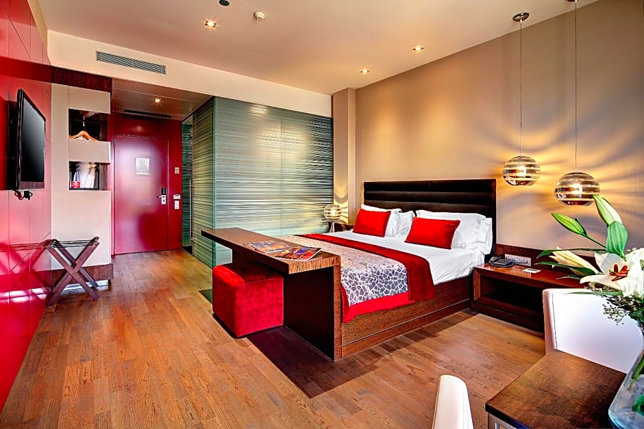 Olivia Plaza Hotel