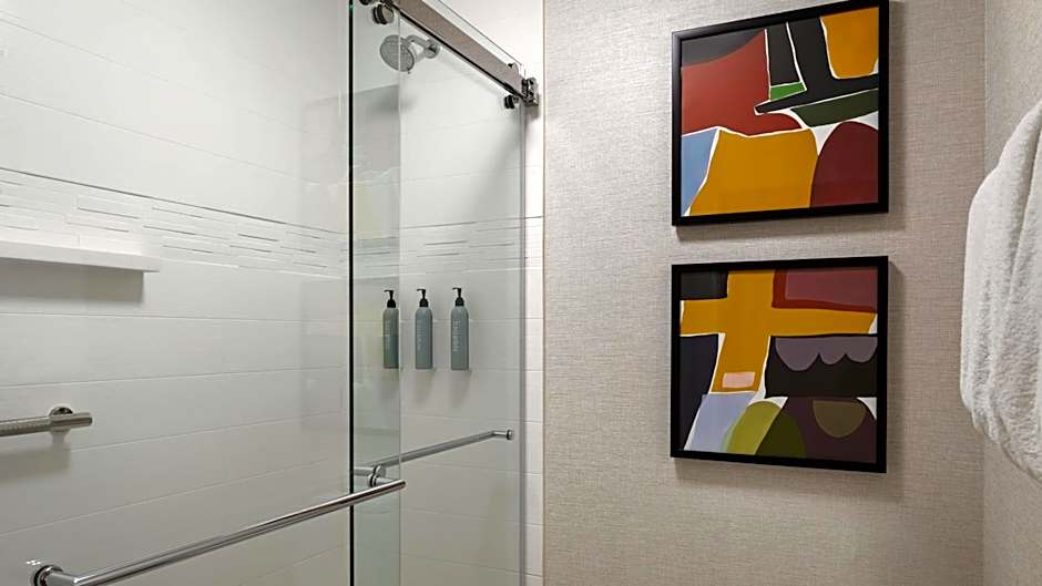 Burton House, Beverly Hills, A Tribute Portfolio Hotel