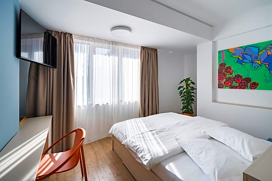 Graffiti Hotel