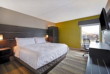 1 King Standard Dorney Park View