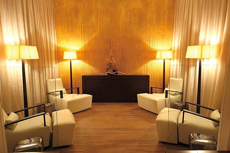 Crowne Plaza Hotel Minsk