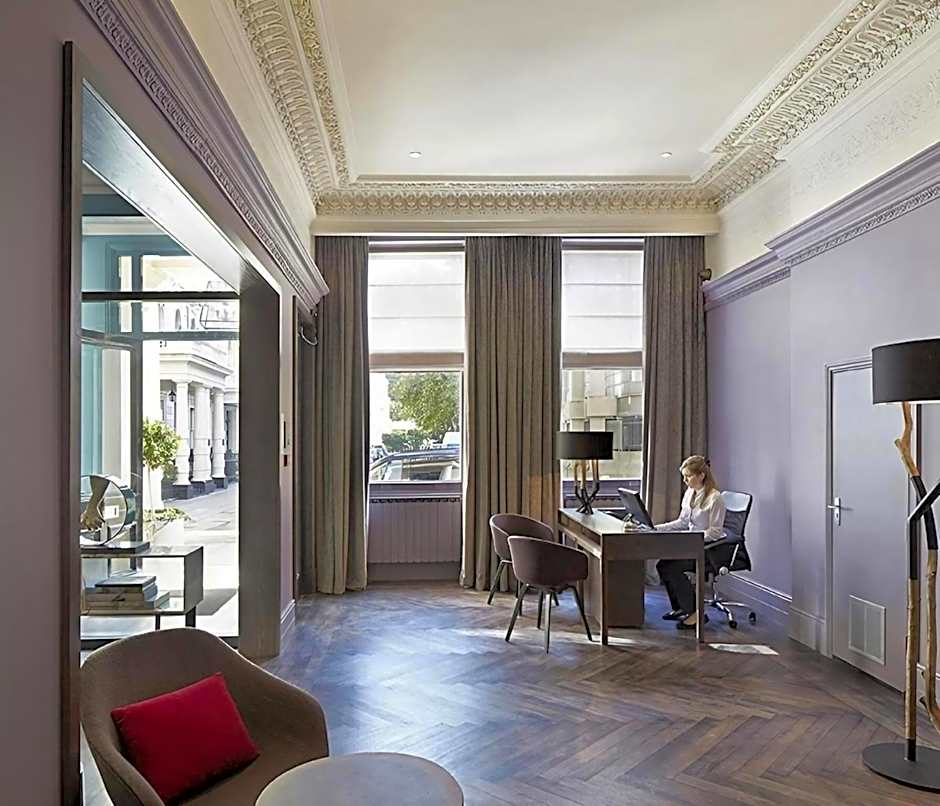 Signature Townhouse London Hyde Park