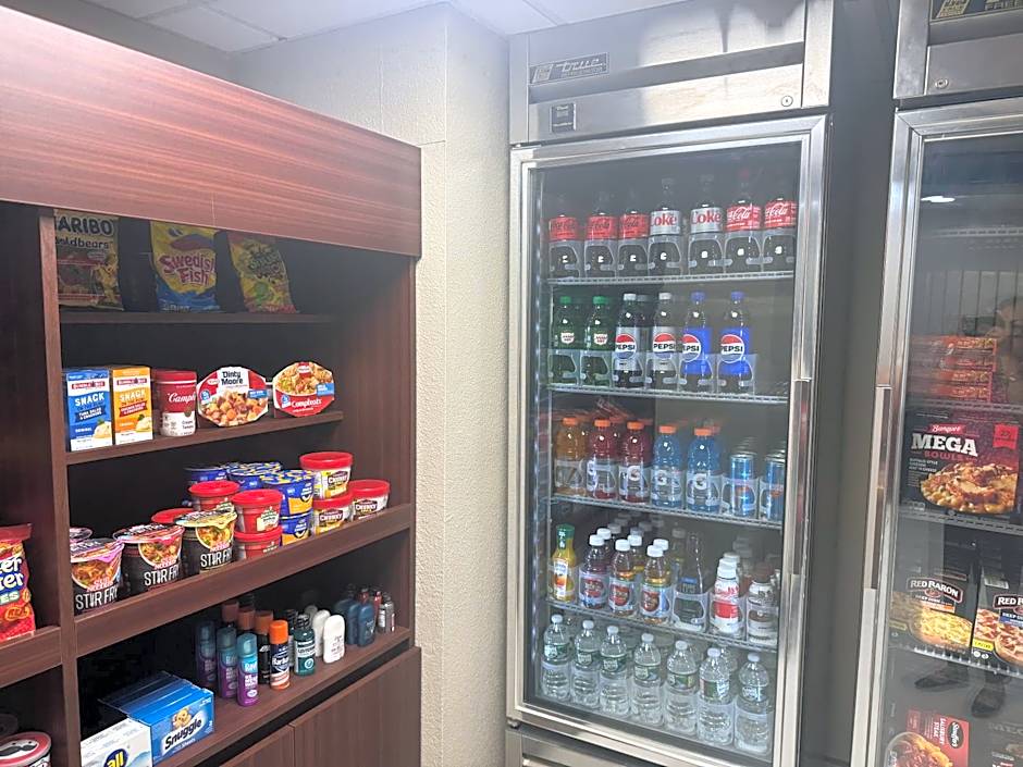 La Quinta Inn & Suites by Wyndham Auburn Worcester