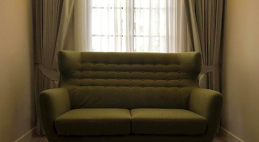 D Anggerek Service Apartment