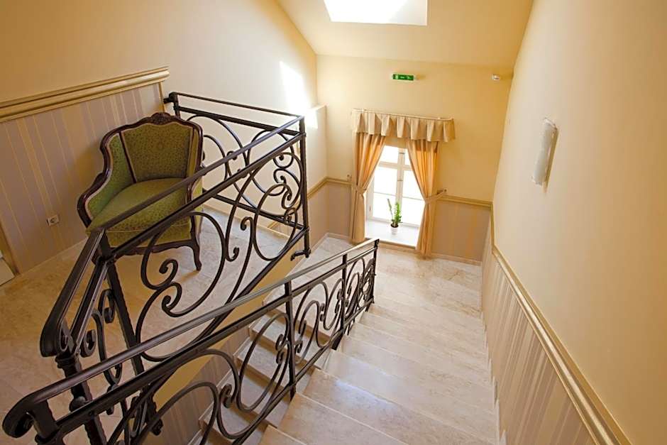 Barokk Hotel Promenád