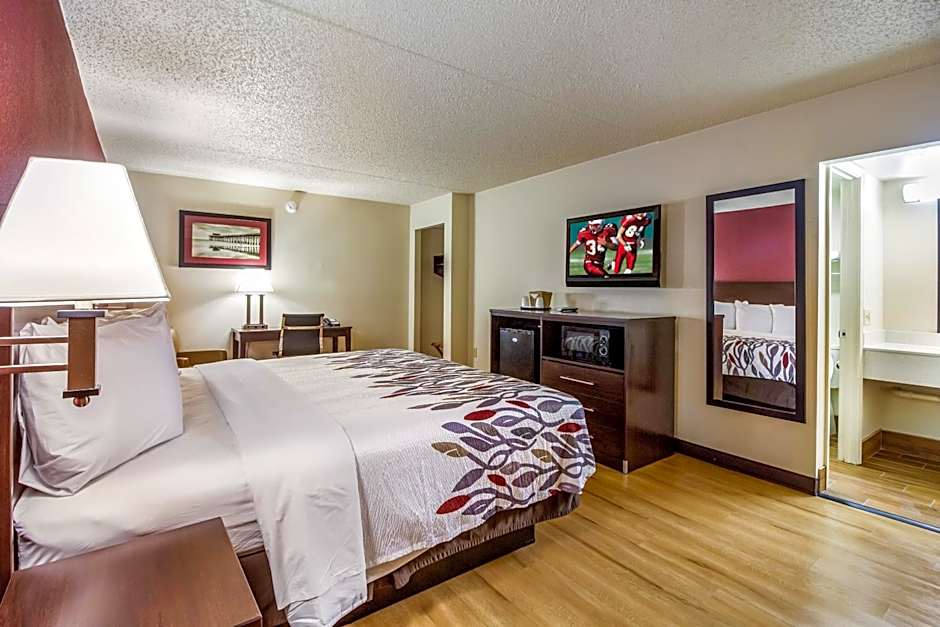 Red Roof Inn Houston East - I-10